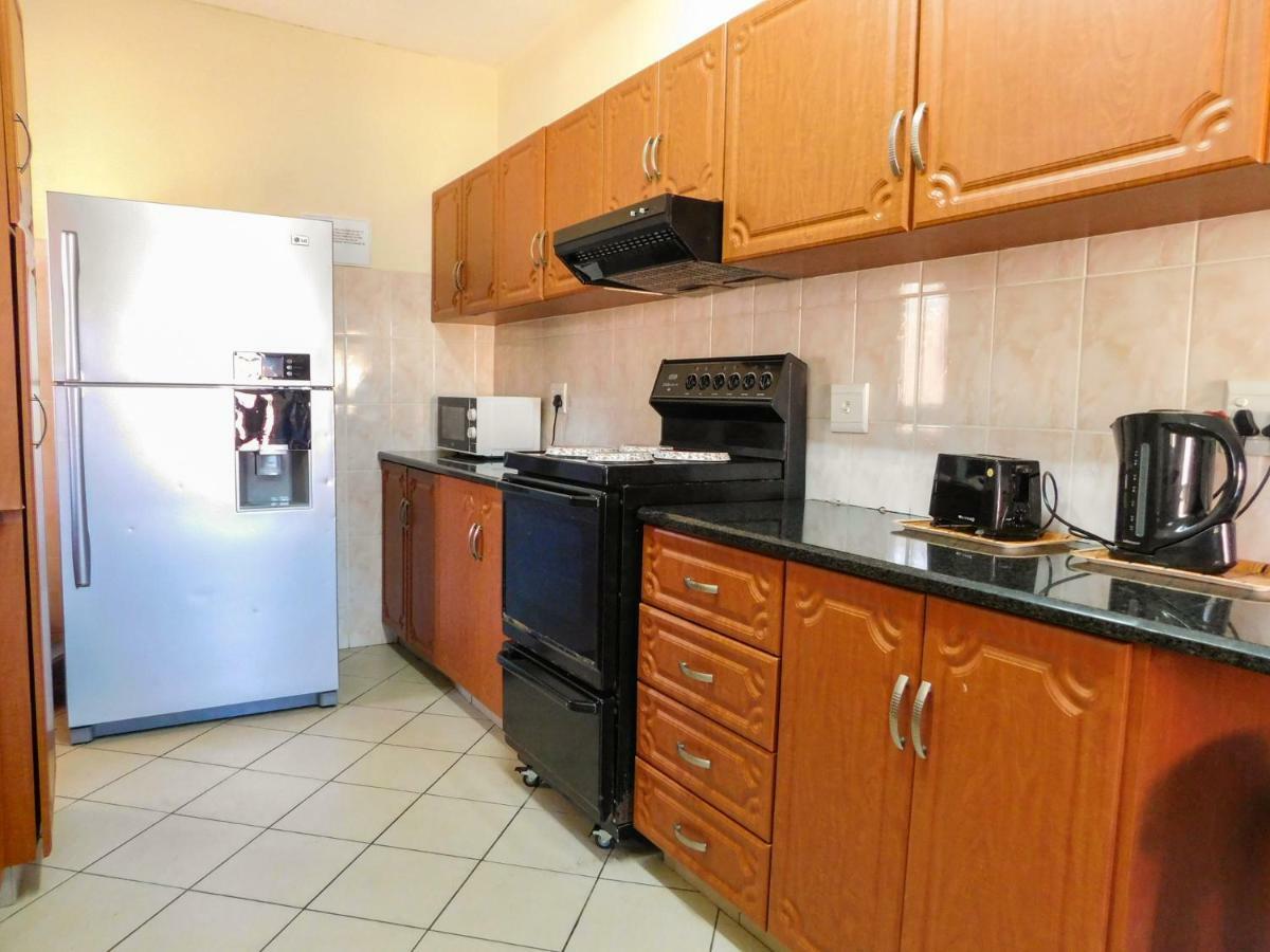 Mama Mia Cottages Oslo Beach Port Shepstone Exterior foto